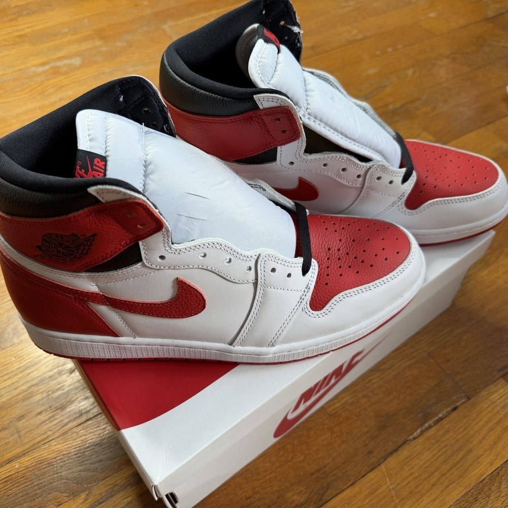 Air Jordan 1 Retro High‎ OG Heritage Size 11.5 New In Box